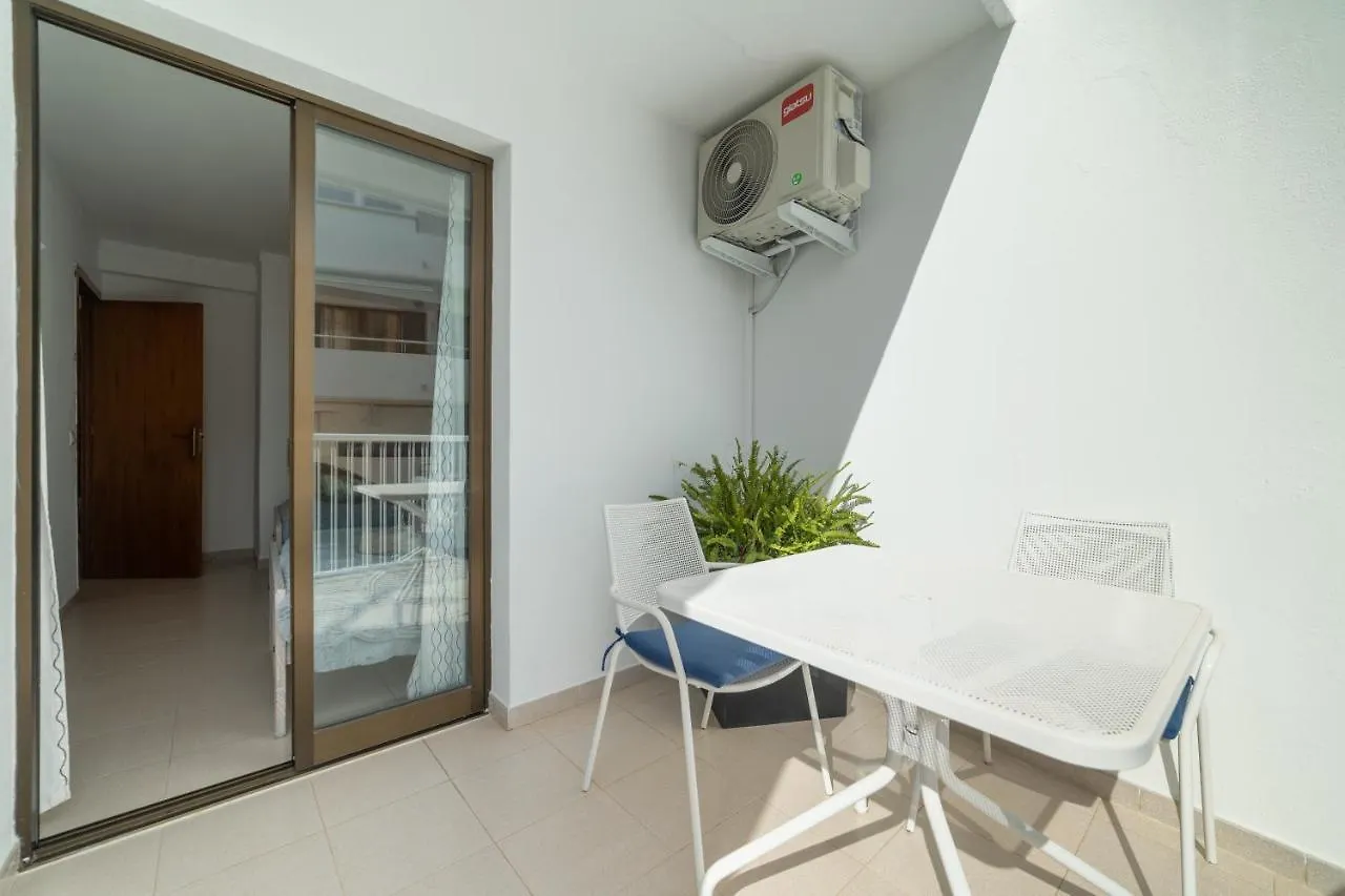 Voltor Be Apartment Port de Pollenca Spain